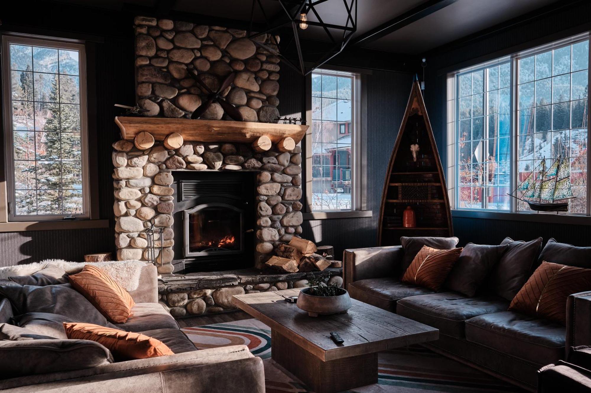 Creekside Villa Canmore Exterior photo